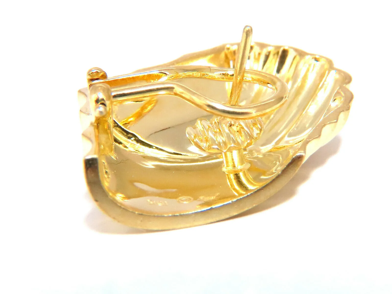 18kt Gold Clip earrings Shell Classic