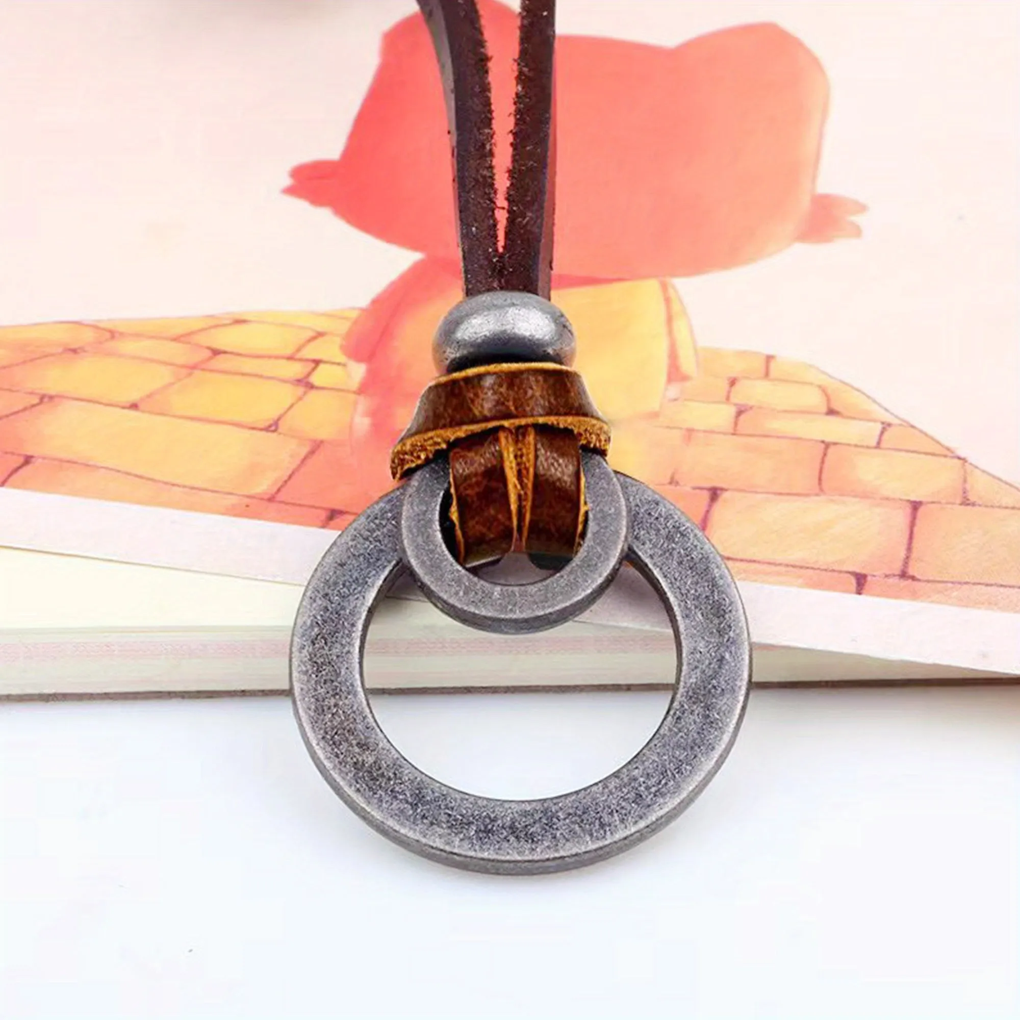 Alloy Circle Pendant Leather Rope Men's Necklace
