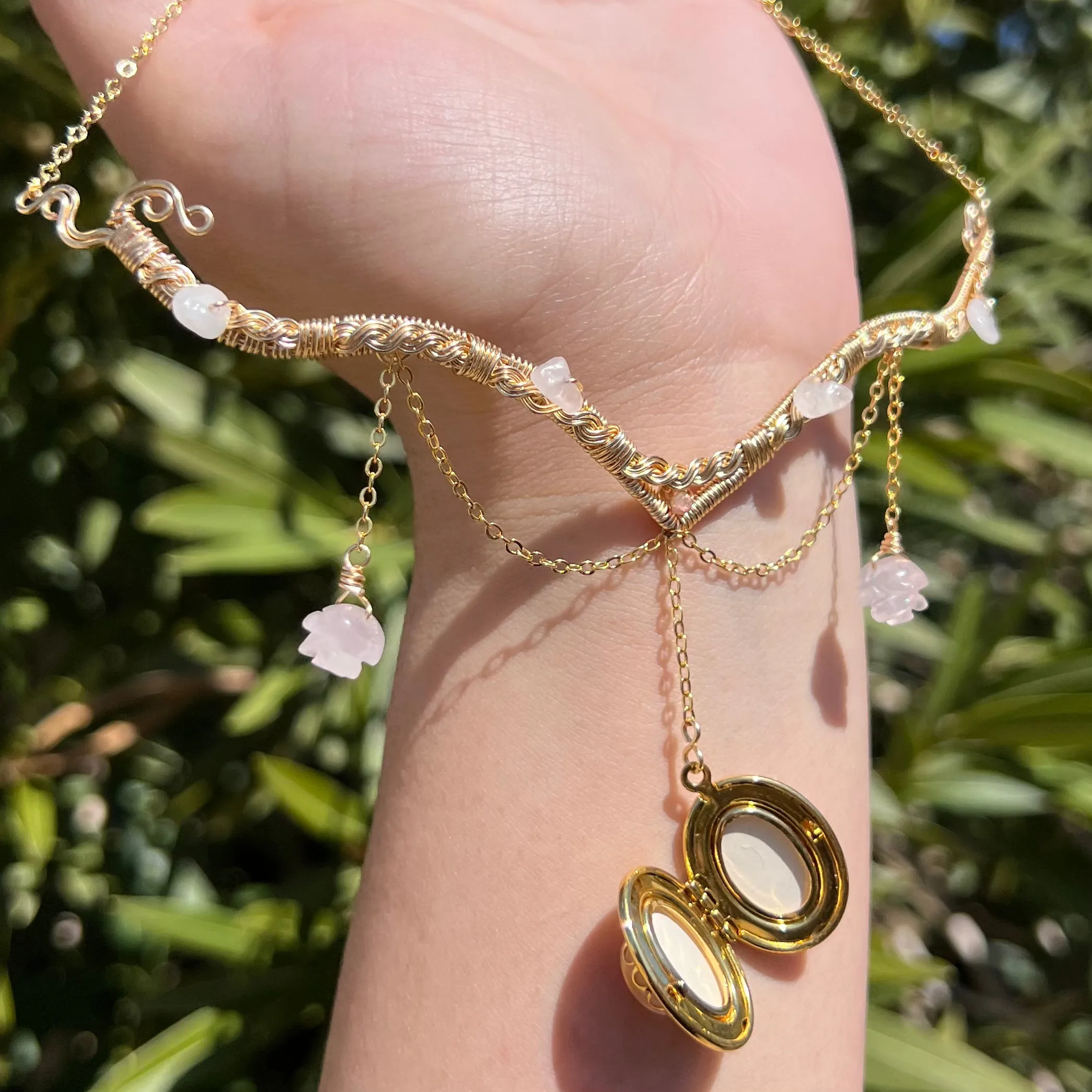 Astraea Locket in Rose Quartz ✵