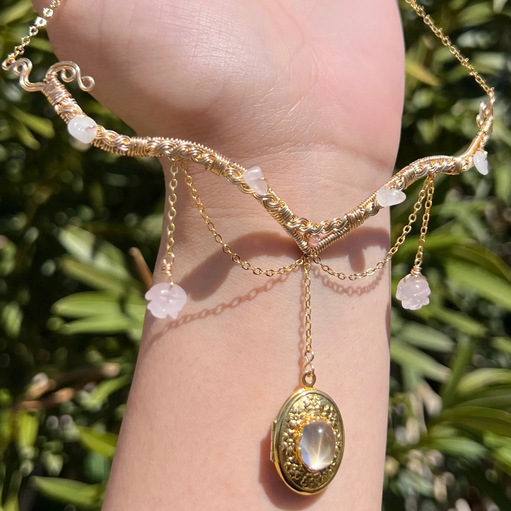 Astraea Locket in Rose Quartz ✵