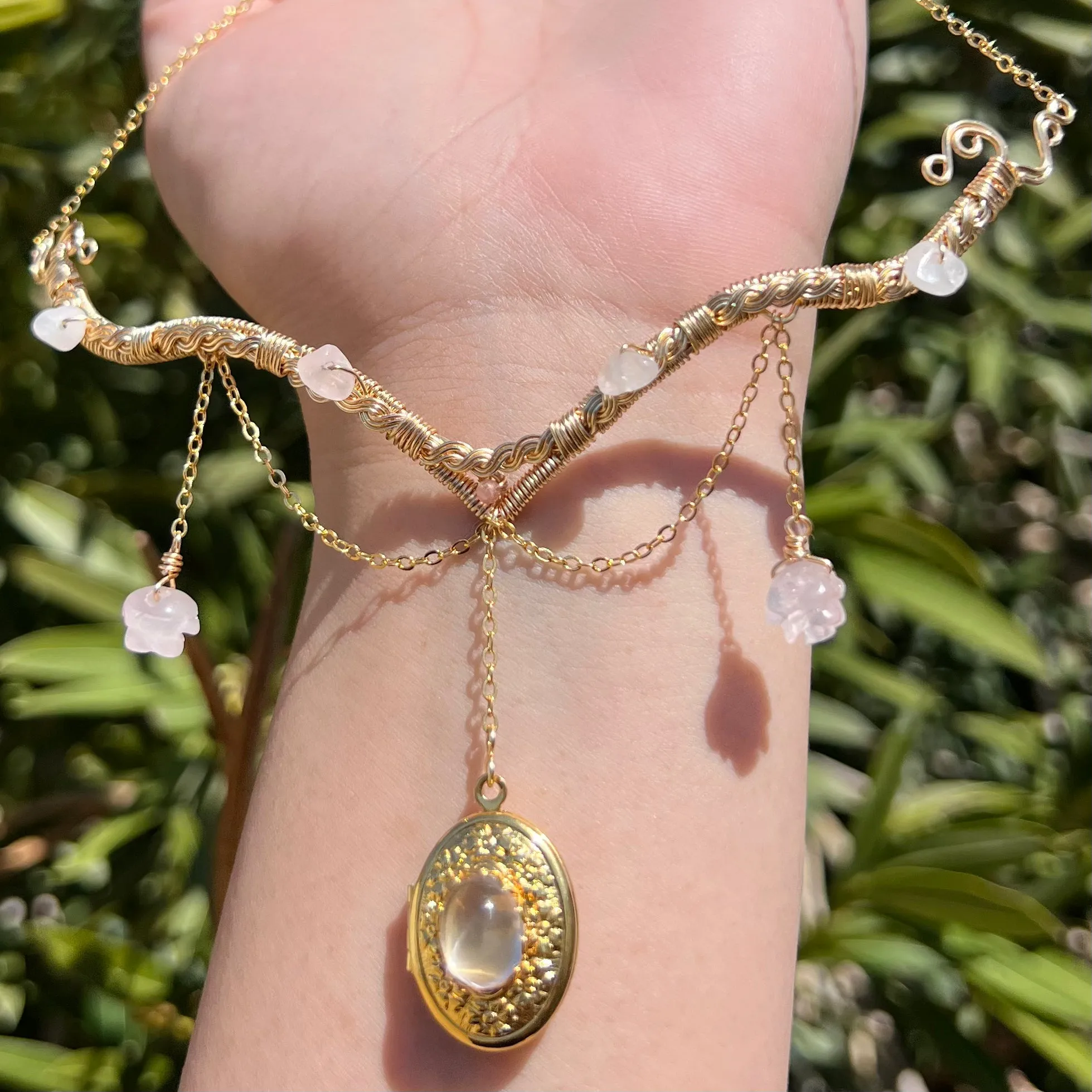 Astraea Locket in Rose Quartz ✵
