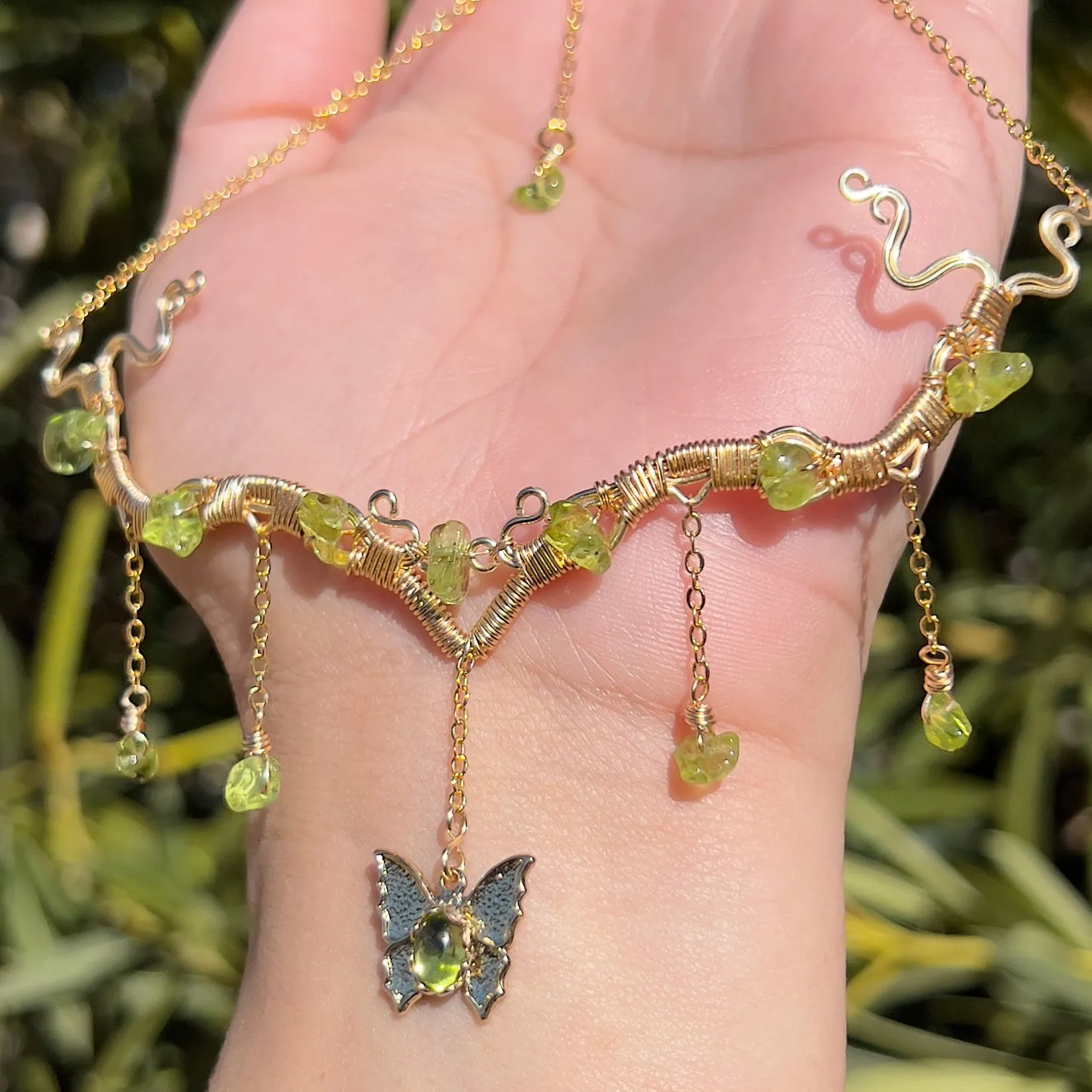 Astraea Mariposa in Peridot✵
