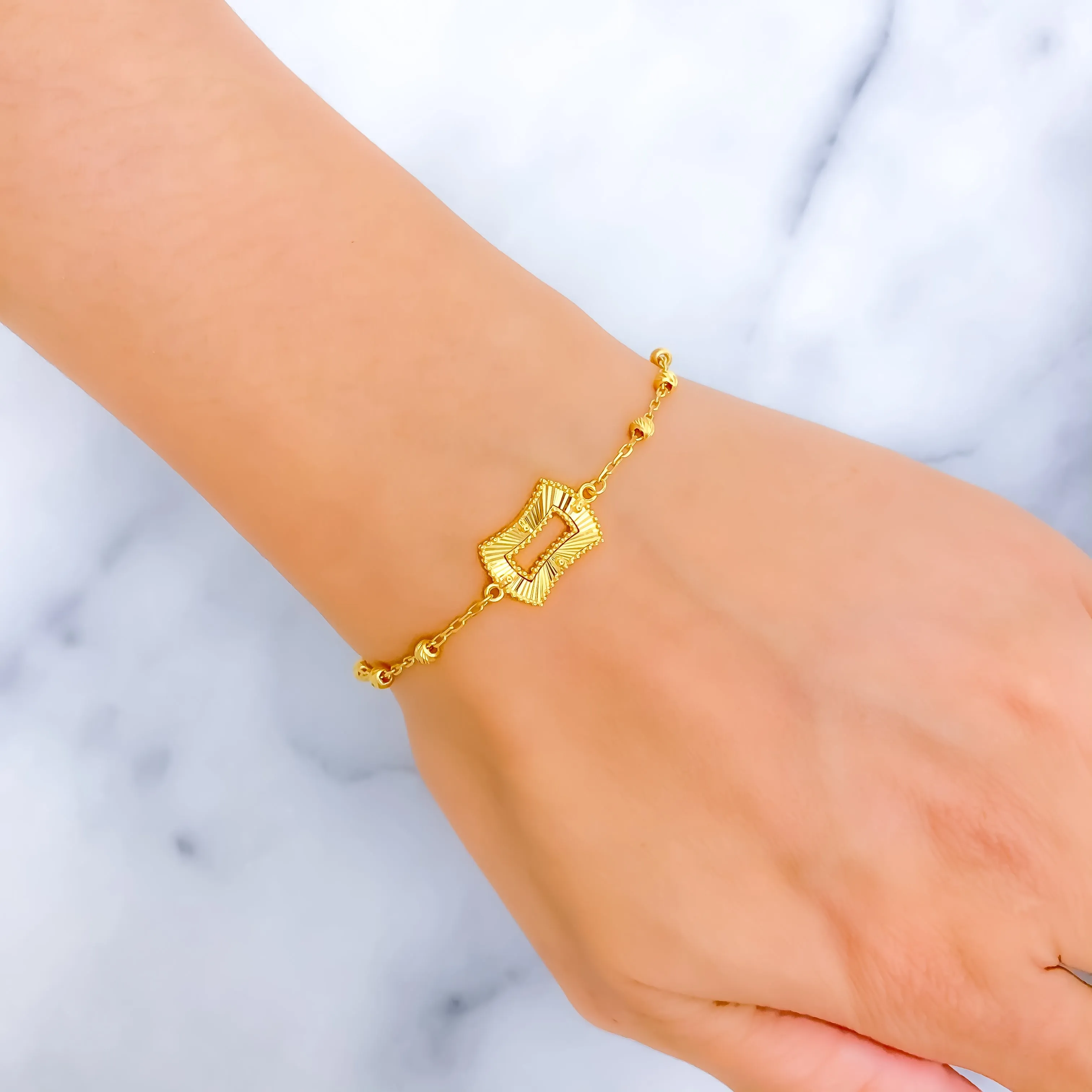 Bold Attractive 21k Gold Bracelet