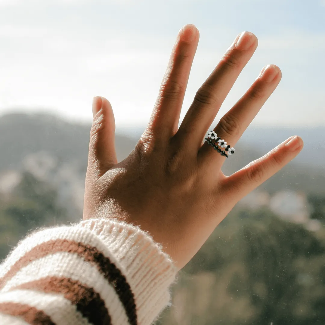 Bundle: Shungite & Flower Stretch Ring | 5G EMF Protection | Medium (6.5 - 8.5)