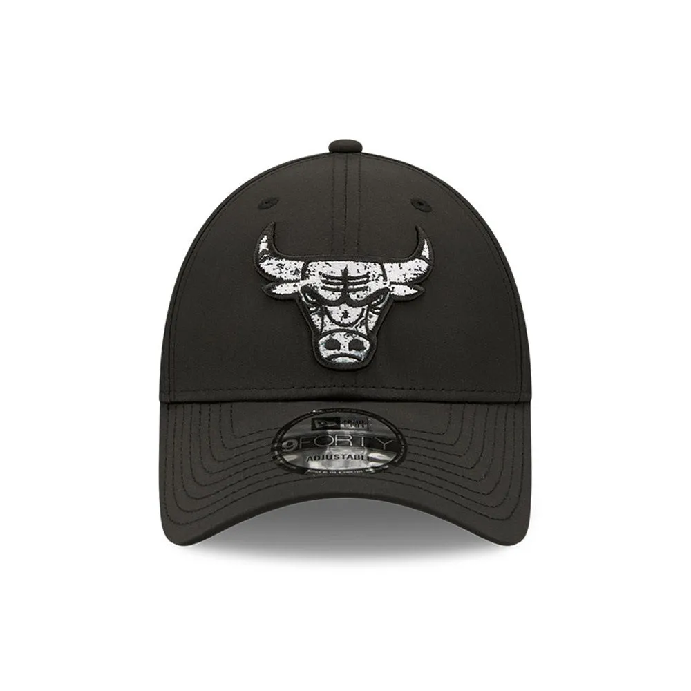 Chicago Bulls 9FORTY Black & White Cap