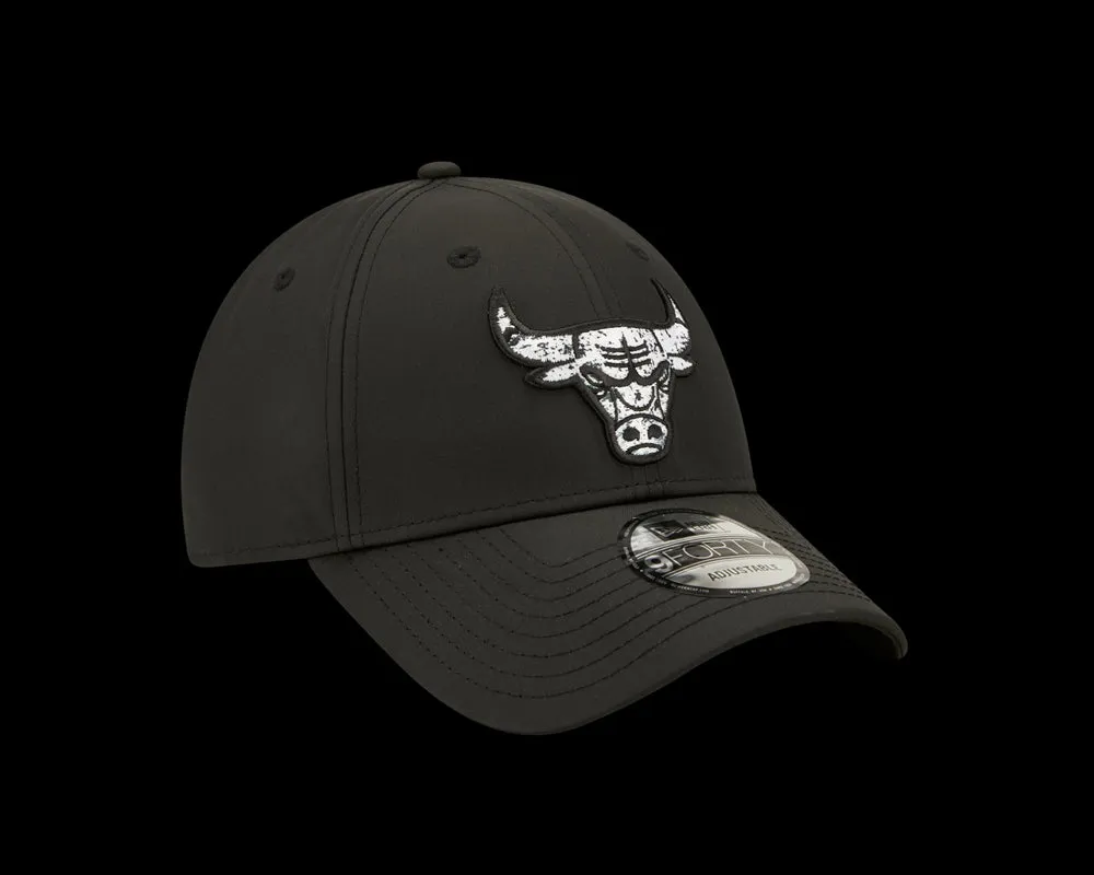 Chicago Bulls 9FORTY Black & White Cap