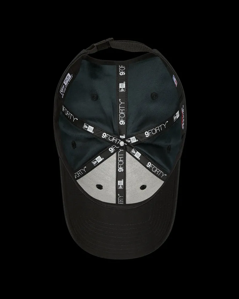 Chicago Bulls 9FORTY Black & White Cap