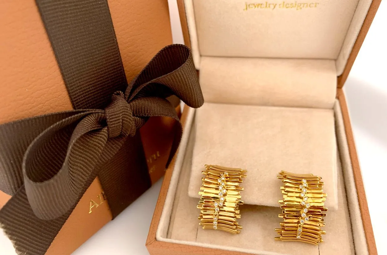 Earrings 18kt Gold Studs & Round Diamonds Drop
