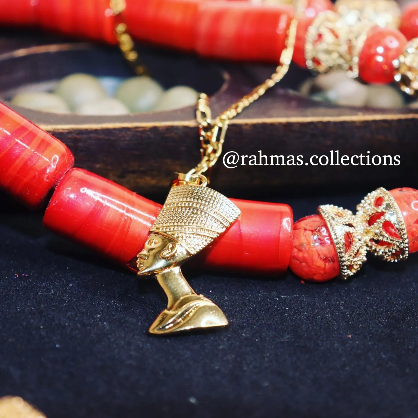 Egyptian Queen Nefertiti Pendant Necklace