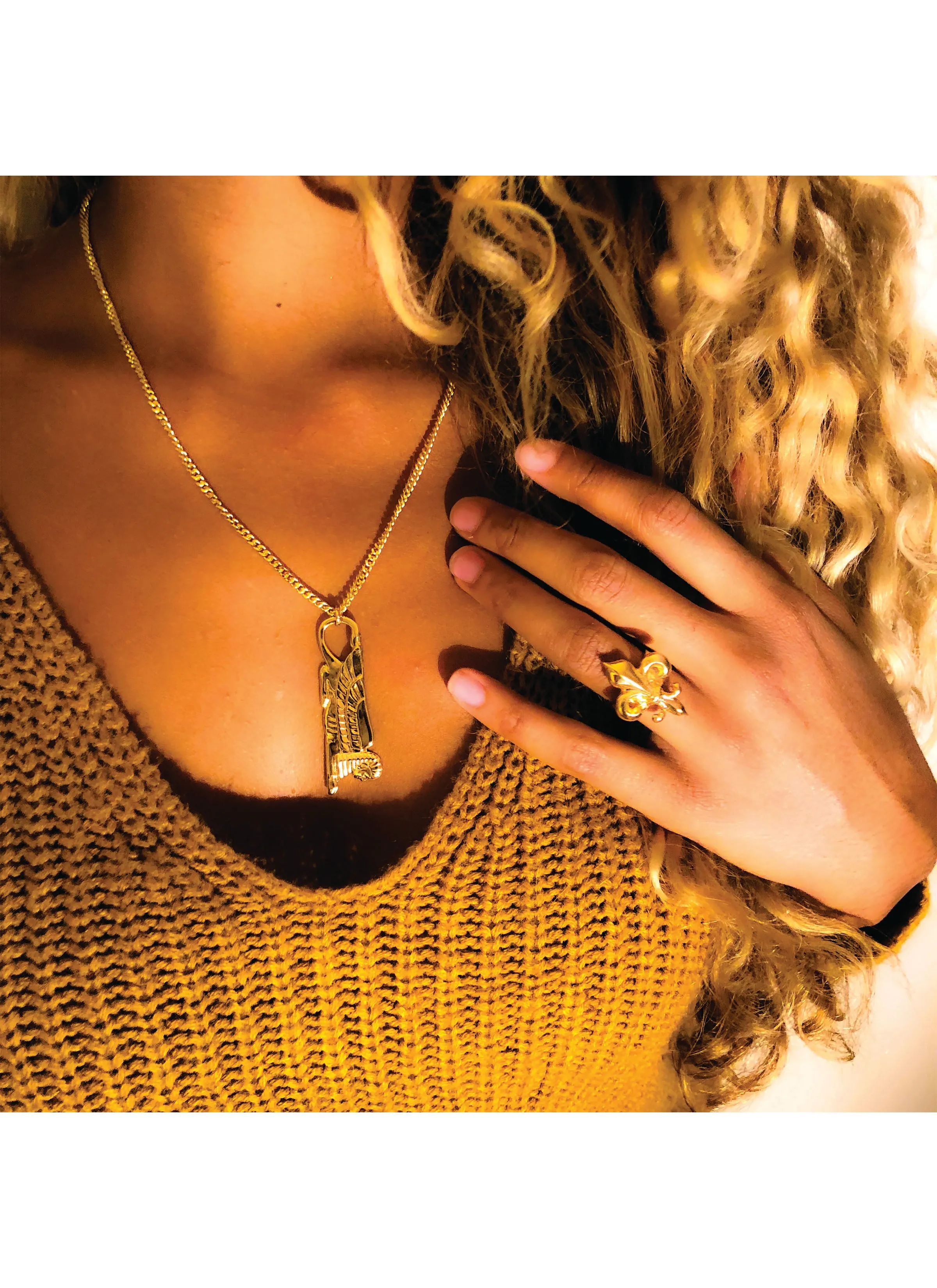 Fluer-de-lis Ring