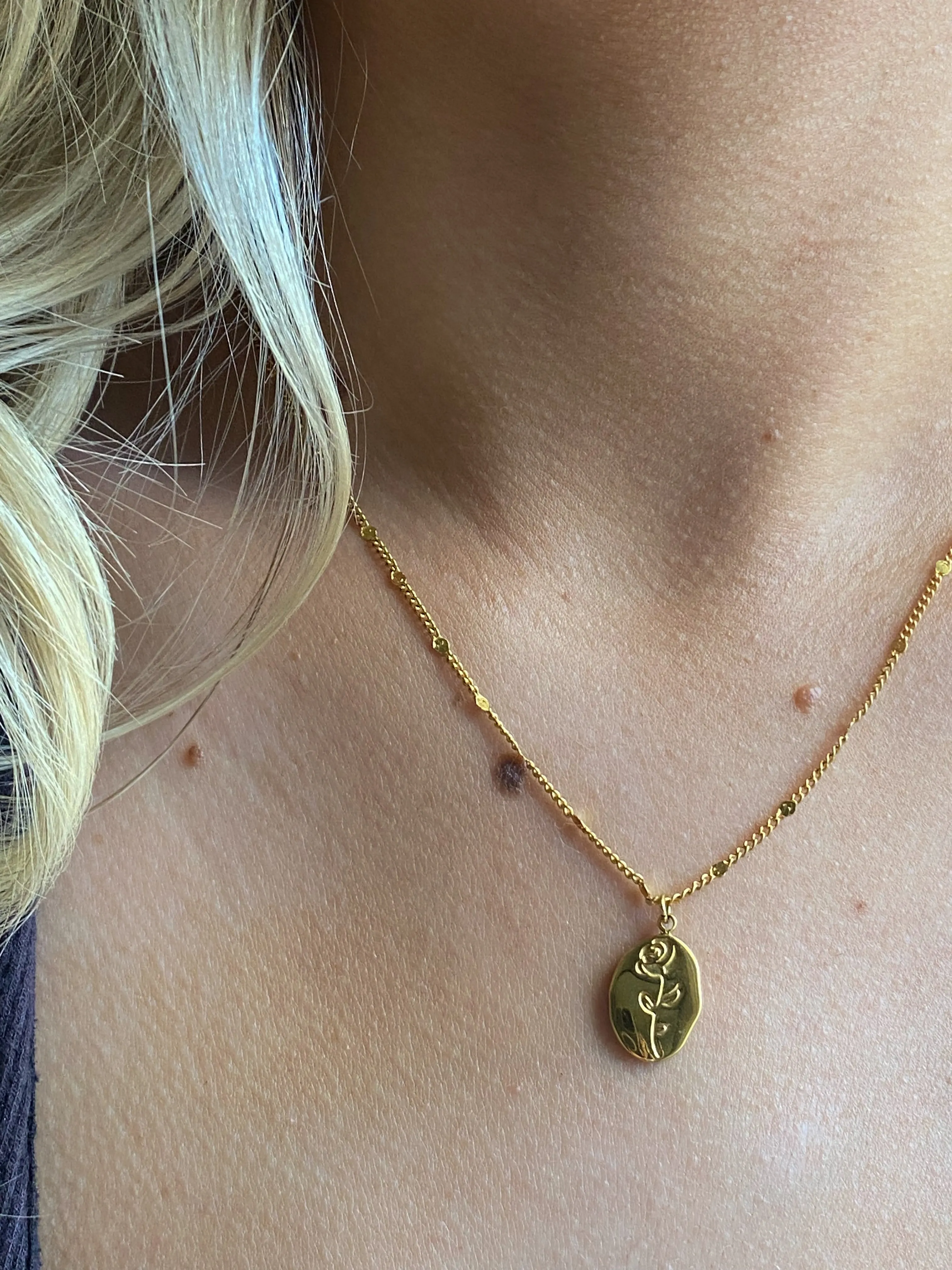 Gia Rose Pendant Necklace