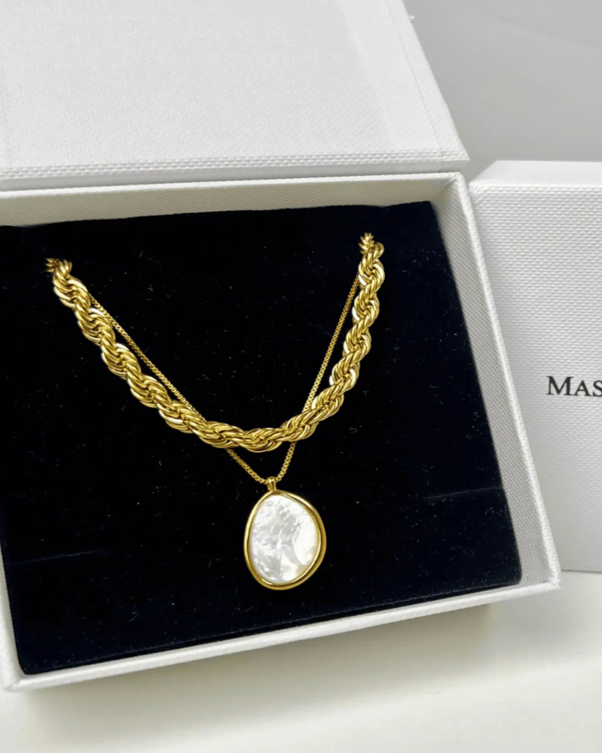 Gold Rope Chain   Oval Pearl Pendant Necklace Stack Bundle