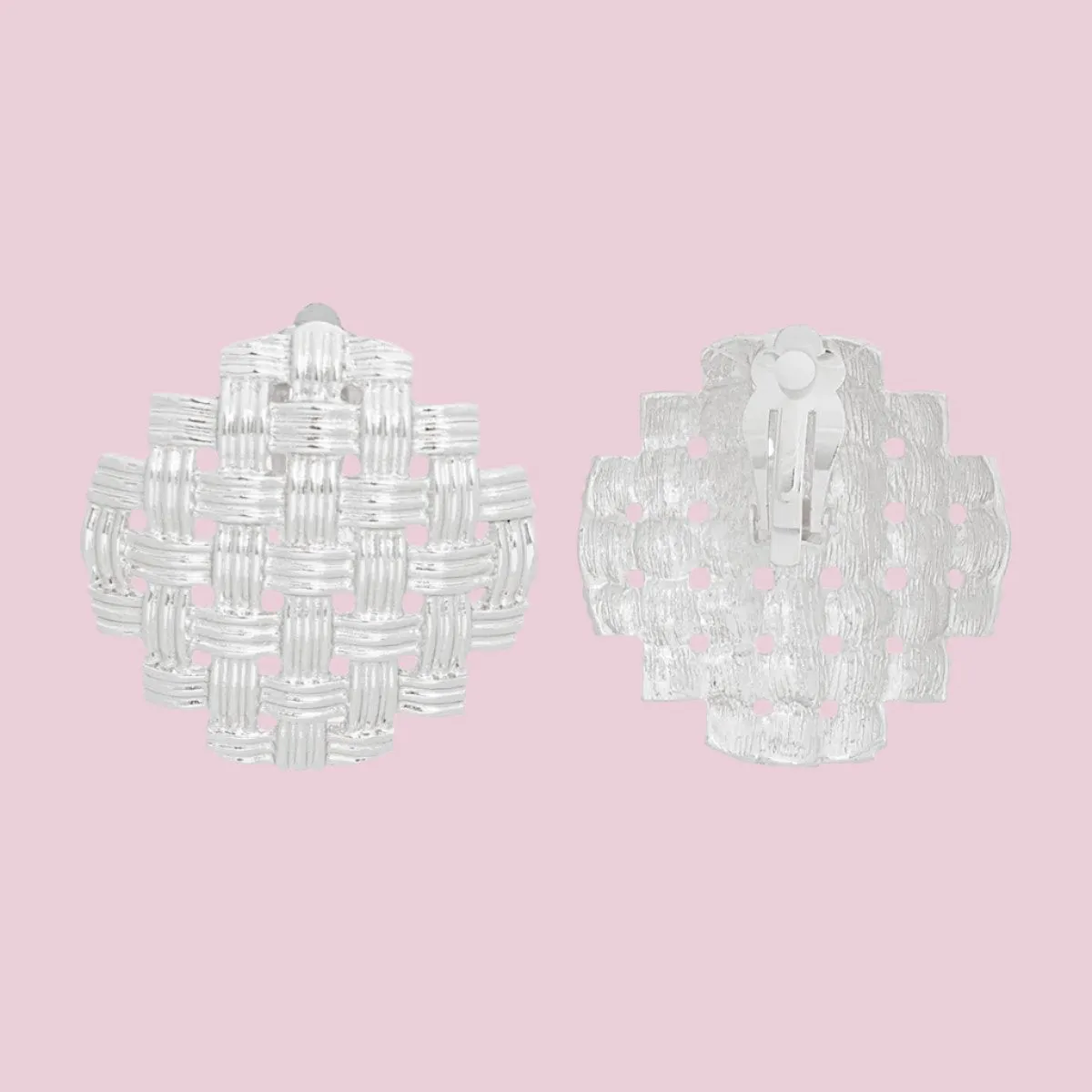 Gold-Tone Basket Weave Round Clip-On Earrings – Elegant Textured Design