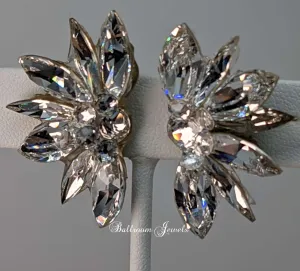 Half Star crystal ballroom earrings - Clear