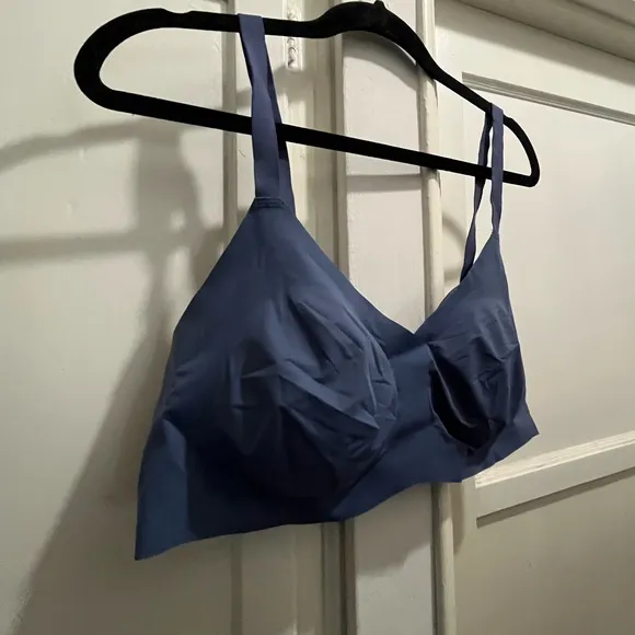 Knix catalyst sports bra blue/gray size 8 EUC