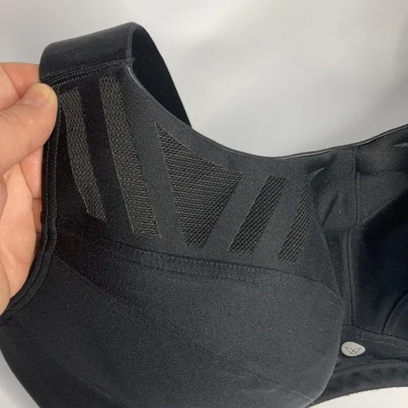 Lane Bryant Livi active Max support sports bra size 44DD