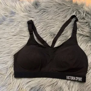 Like New Victoria Sport Lightweight Sports Bra‎ 34C