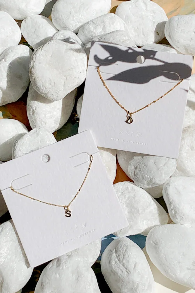 Lynn Initial Necklace In Gold