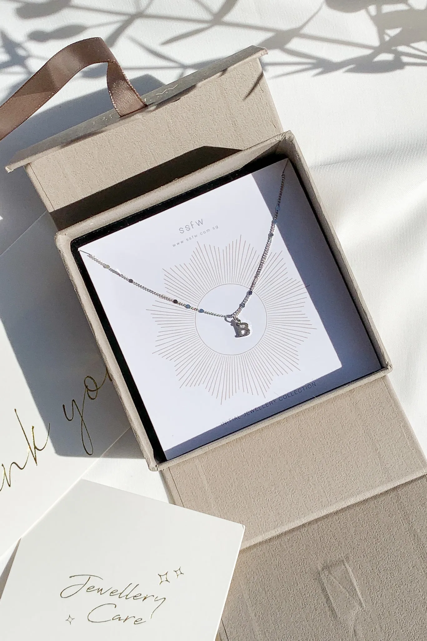 Lynn Initial Necklace In Silver