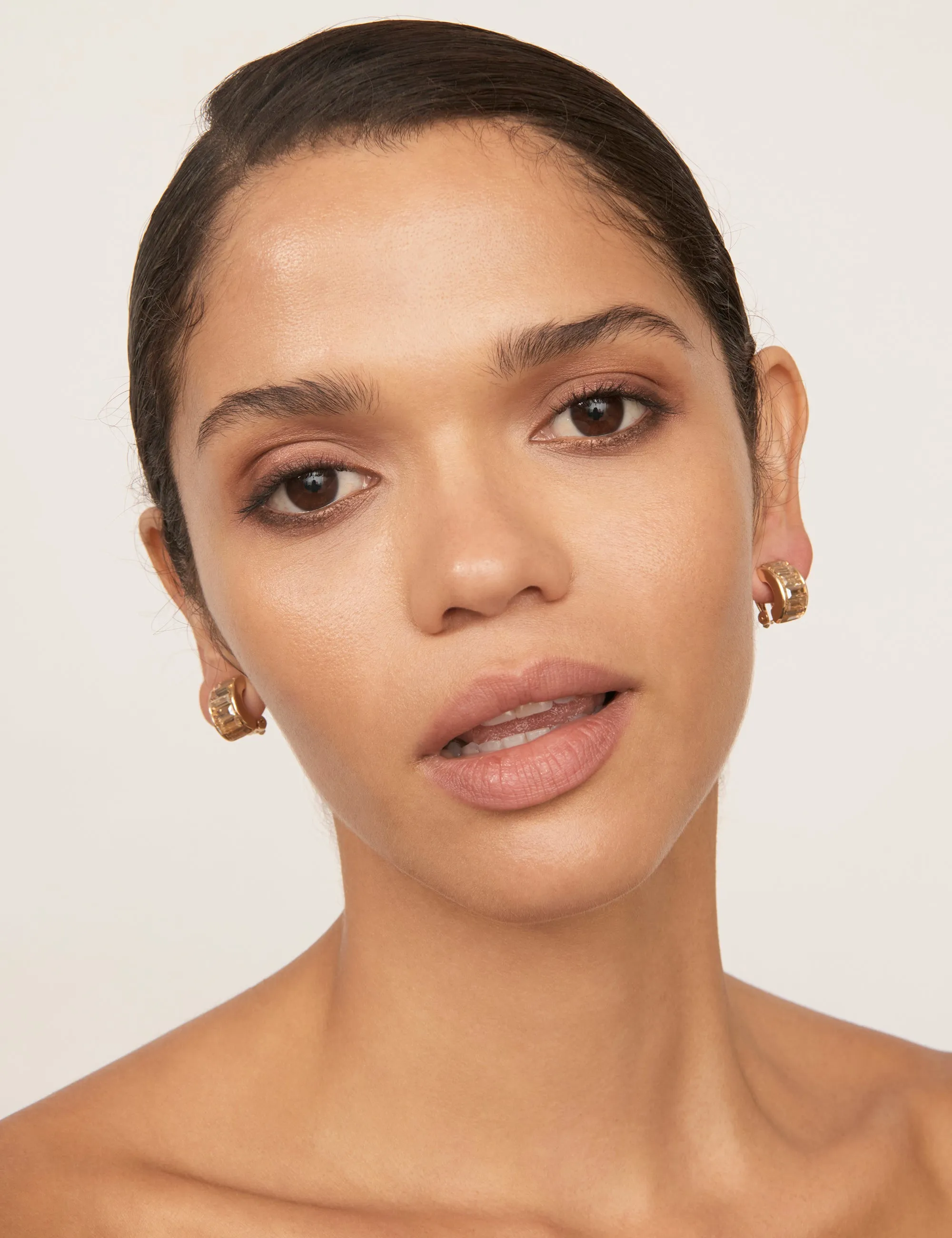 MOULIN CLIP EARRING