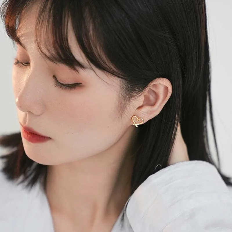 No Hurt Heart Ear Clip
