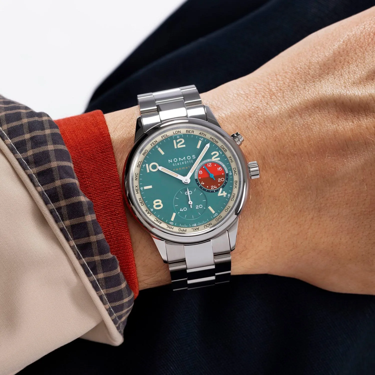 Nomos Glashütte Club Sport Neomatik Worldtimer Glacier Automatic – 790.S4