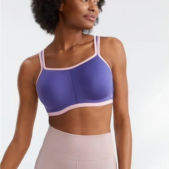 NWT Natori Women’s Yogi Underwire Sports Bra in Dewberry/Blossom in size 36G