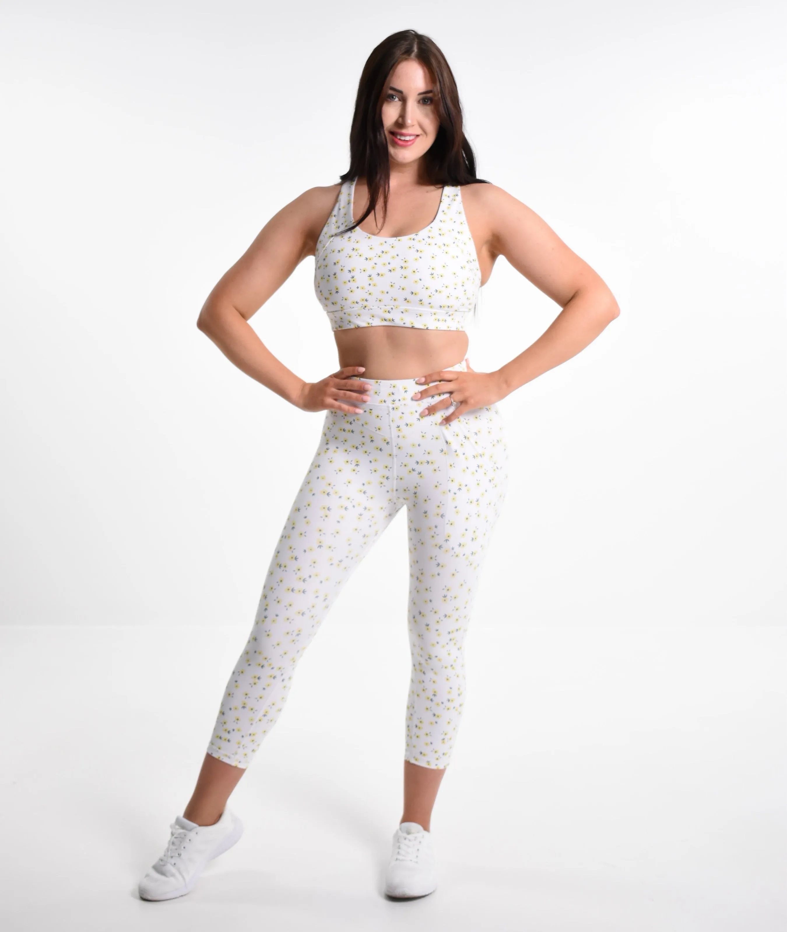 Pull Over Elle Elite Sports Bra - Daisy