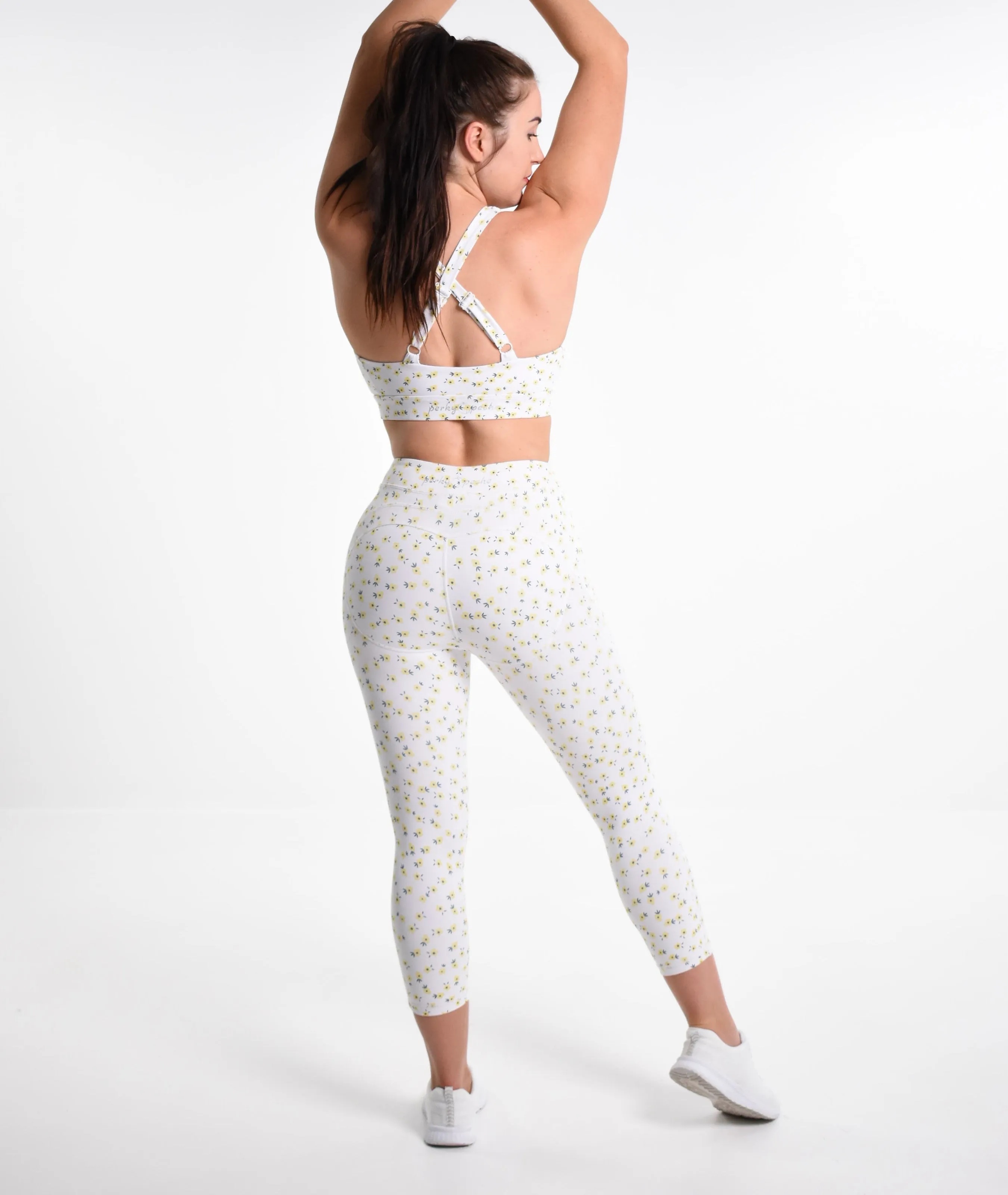 Pull Over Elle Elite Sports Bra - Daisy