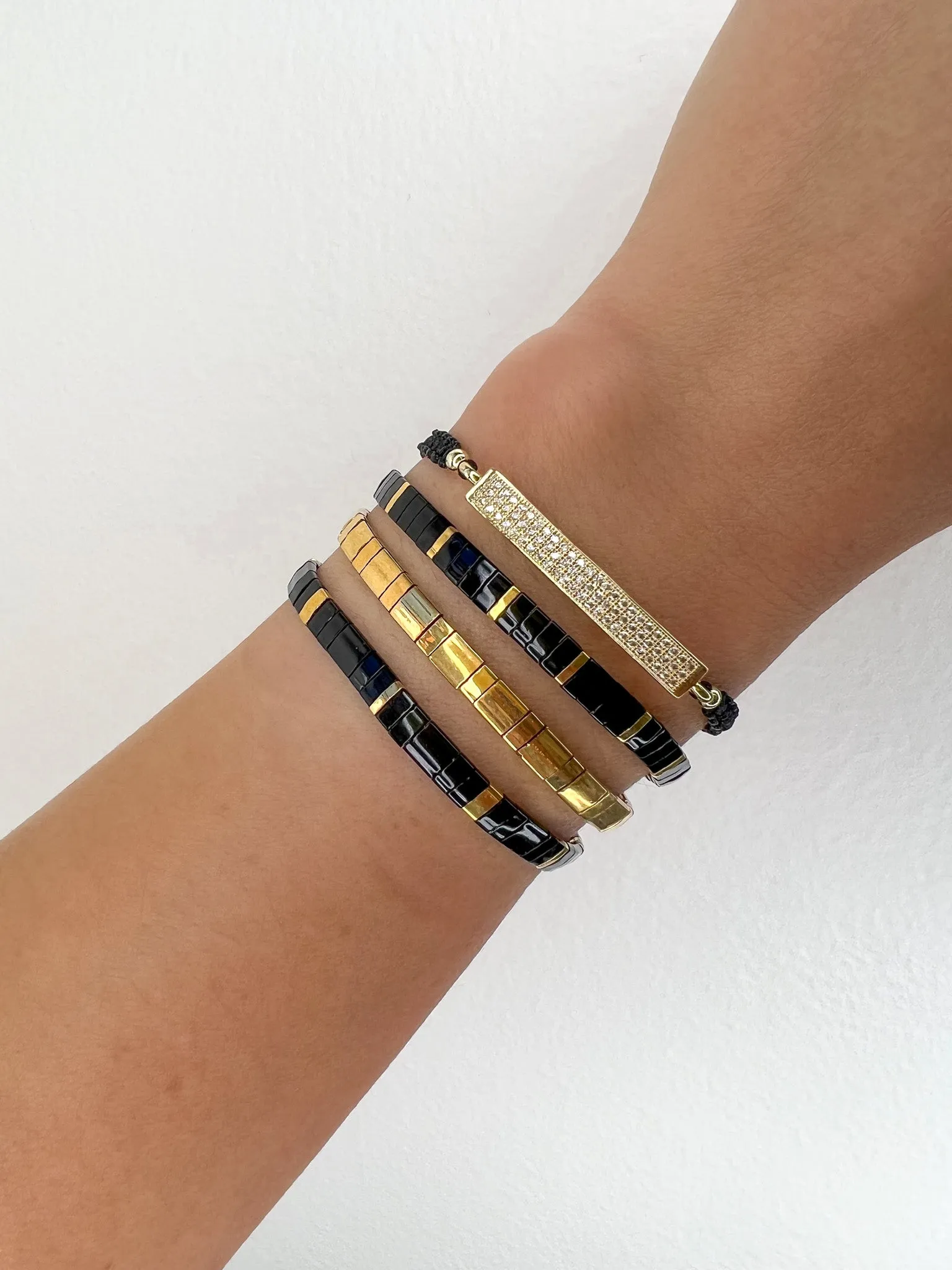 Saetta Nero Bracelet Set