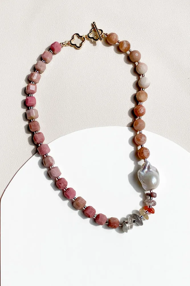 Tenya Pearl Necklace