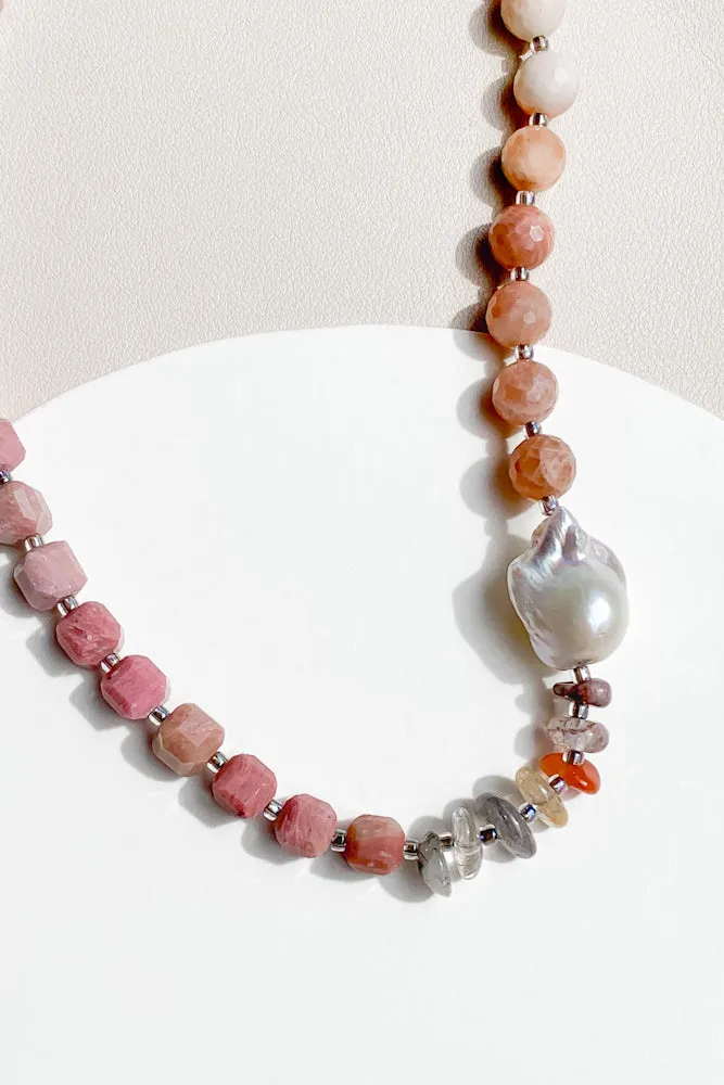 Tenya Pearl Necklace
