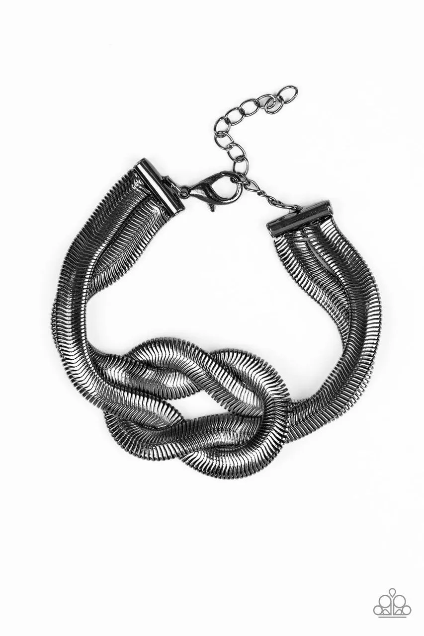 To the Max Black Paparazzi Bracelet