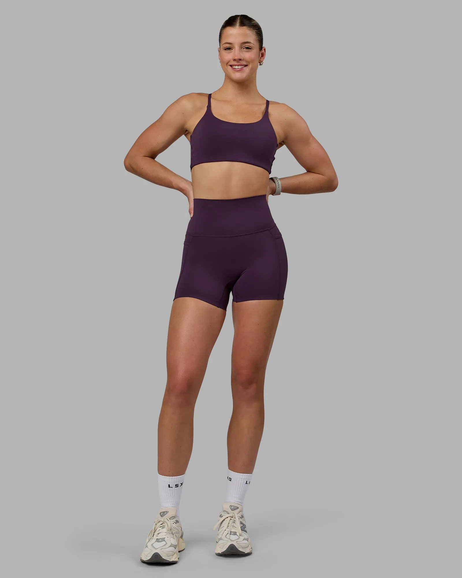 Twist Sports Bra - Midnight Plum