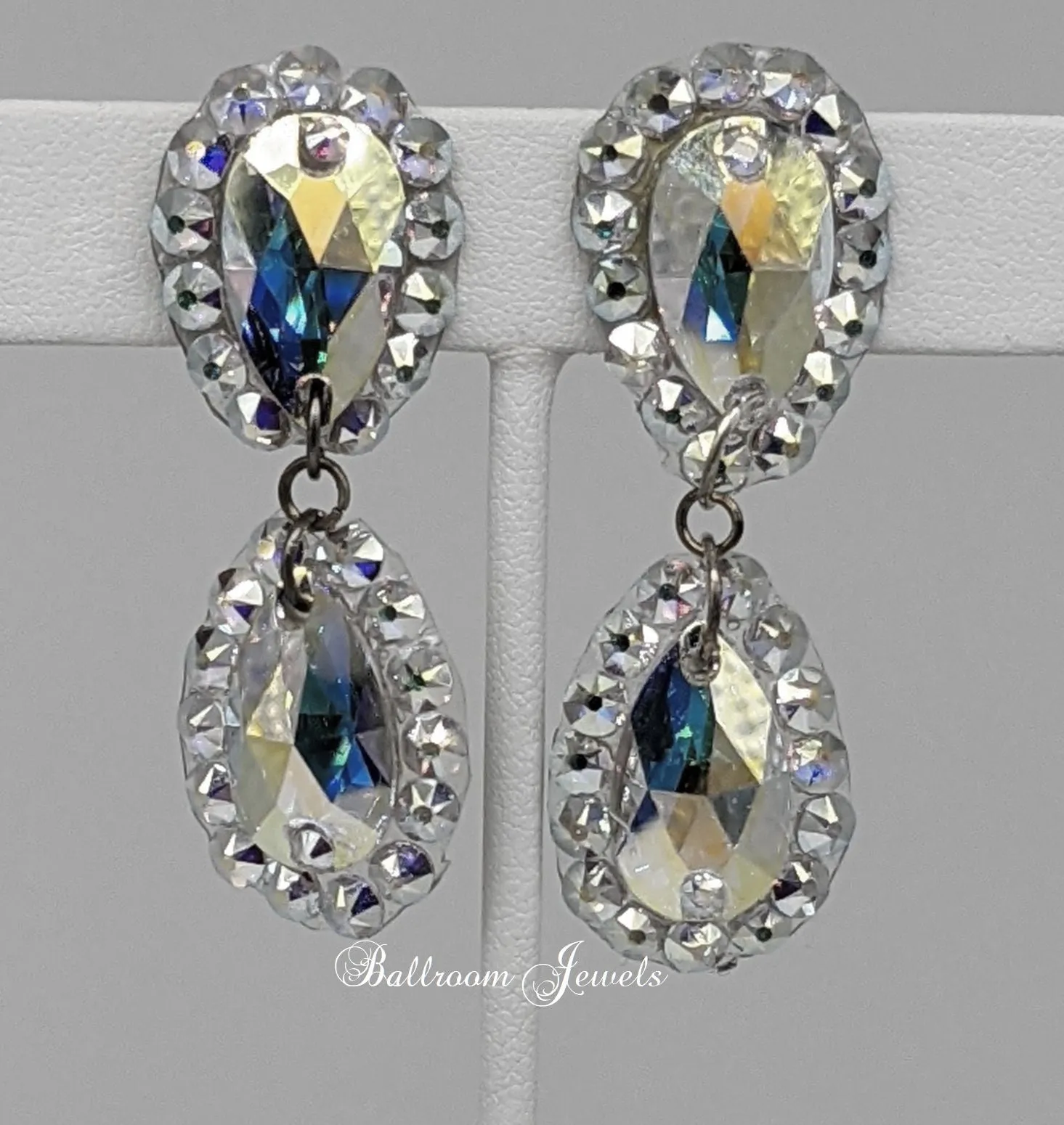 Two pear dangle earrings