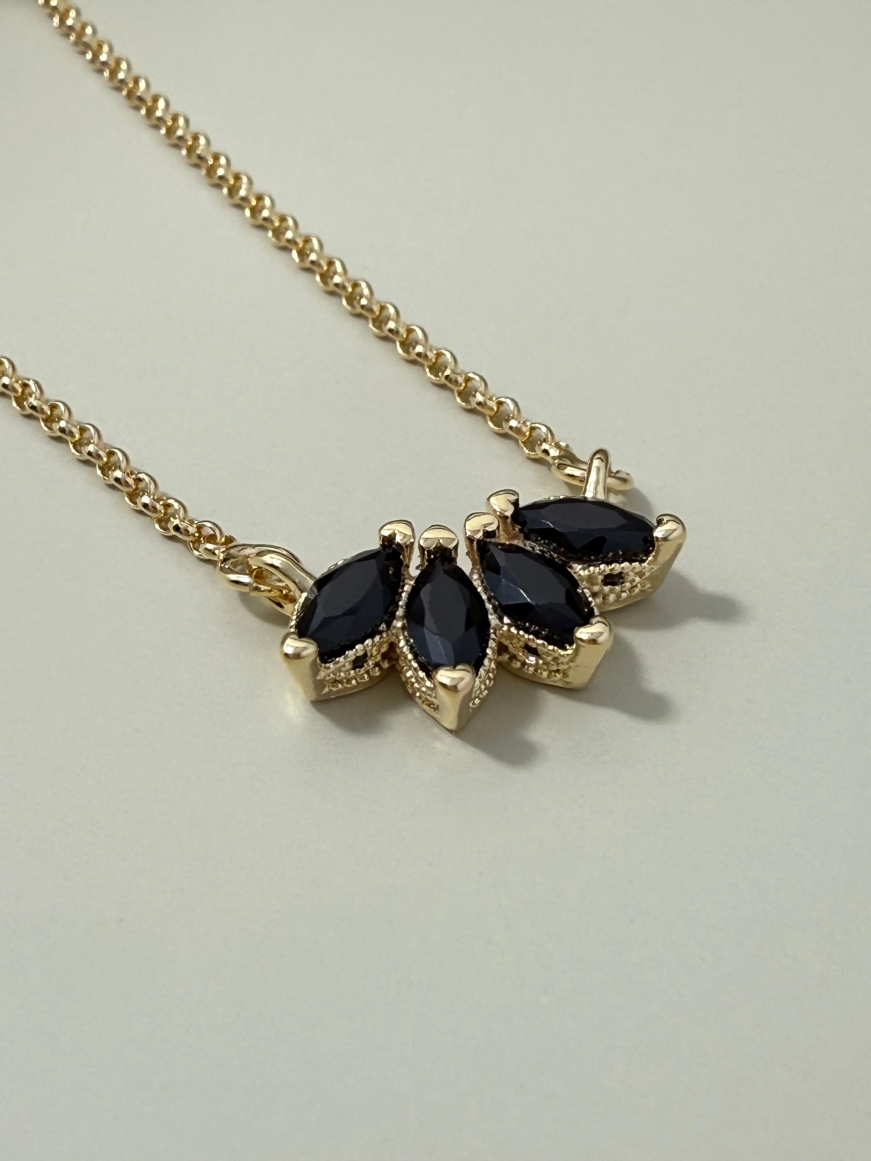 Velani Jewelry Like Flower Necklace