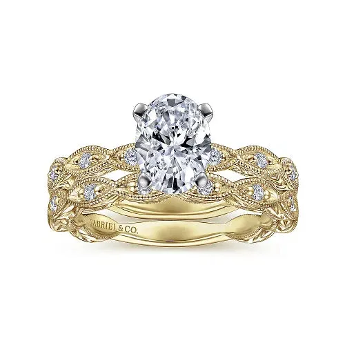 Victorian Scalloped Diamond Wedding Band