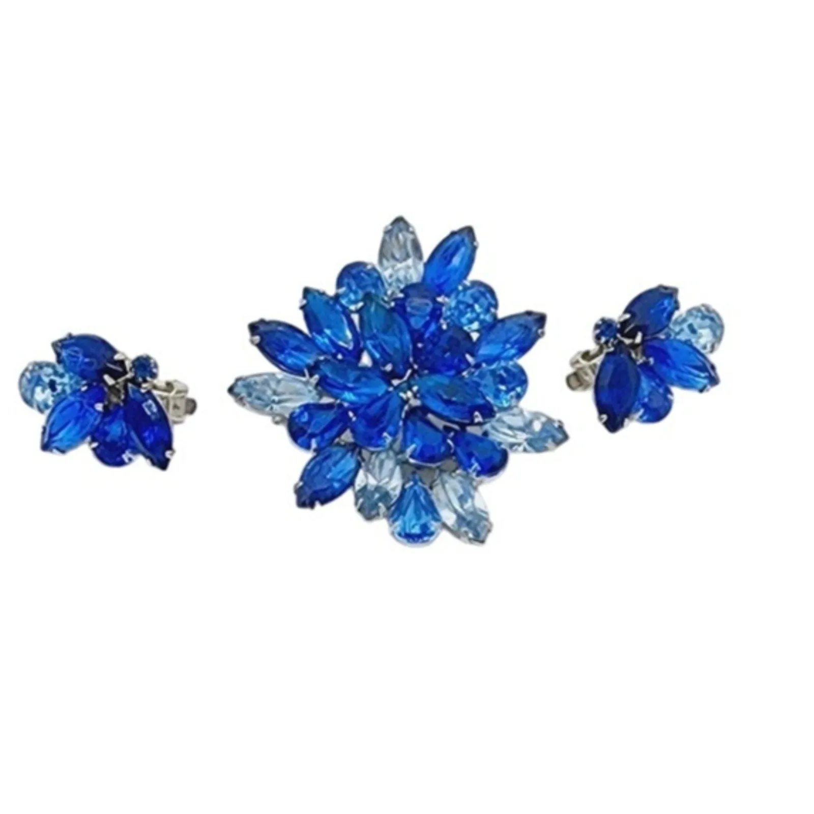 Vintage Weiss Blue Rhinestone Brooch   Clip Earrings Set Demi Parure